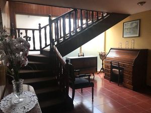 Venta de casa grande en la Chapultepec  Norte