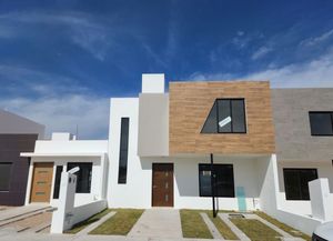 SE VENDE CASA EN SAN ISIDRO JURIQUILLA