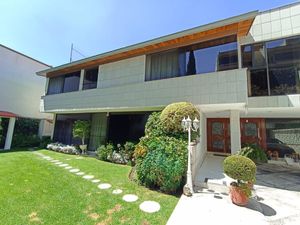 CASA EN VENTA EN BOSQUE DE LAS LOMAS