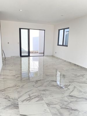 Se vende Hermosa casa en Residencial Lomas verdes