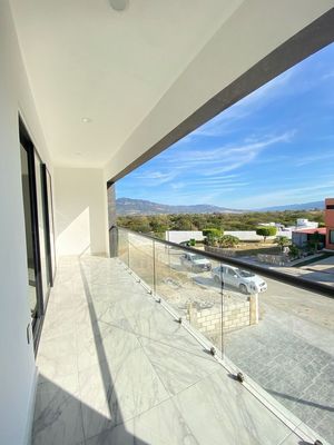 Se vende Hermosa casa en Residencial Lomas verdes