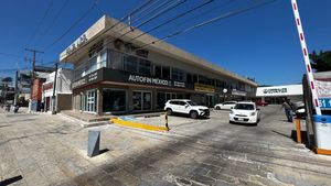 LOCAL COMERCIAL EN RENTA EN PLAZA ARIA