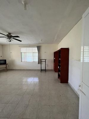 EN VENTA TERRENO CON CASA EN KOBEN