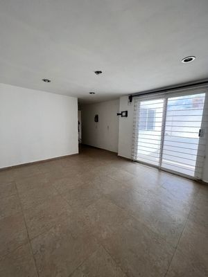 CASA EN VENTA cerca de la Av. López Portillo.