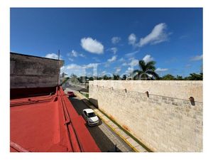 EN VENTA, Casa con uso de suelo comercial en Centro Histórico Campeche