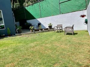 Casa en Condominio en Venta con Jardín en San Jerónimo Lídice