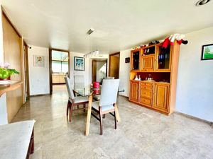 Residencia en venta  dentro de Bosque de las palmas!!