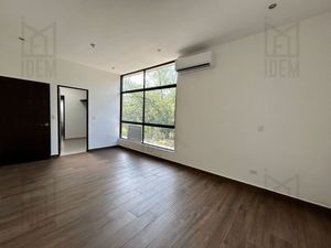 Casa en Venta en Altares Residencial, Santiago NL.