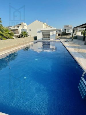 Casa en Venta en Ocaña Almería, Apodaca NL