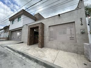 Casa en Venta en Colonia Cumbres 3er Sector