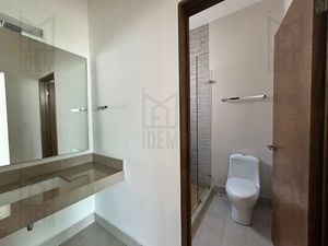 Casa en Venta en Privada Abedul, Carretera Nacional, Mty.