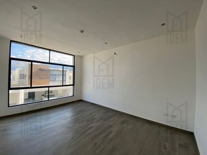 Casa en Venta en Altares Residencial, Santiago NL.