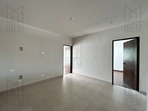 Casa en Venta en Fraccionamiento Bosques de San Pedro, Carretera Nacional.