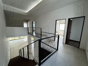 Casa en Venta en Fraccionamiento Bosques de San Pedro, Carretera Nacional.