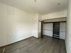 Casa en Venta en Altares Residencial, Santiago NL.