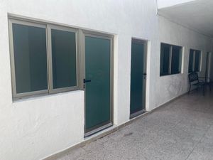 ESPACIO IDEAL PARA OFICINAS, CONSULTORIOS O ESTUDIOS.