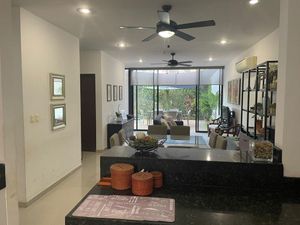 Casa en esquina en venta - Montes de Amé- a una cuadra del parque