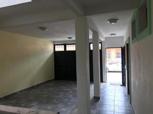 Invierte a precio Irrepetible en Edificio  para AirB&amp;B en San Cristóbal.