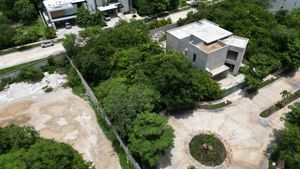 TERRENO EN ESQUINA DENTRO COUNTRY CLUB YUCATAN