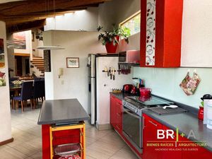 Casa en renta con hermosa vista al lago en valle de bravo