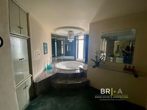 OPORTUNIDAD!!!  Departamento en venta lomas de Chapultepec para remodelar