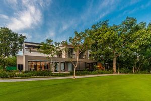 RESIDENCIAS EN VENTA DE 2 Y 3 RECAMARAS CON ALBERCA PRIVADA Y CLUB DE GOLF