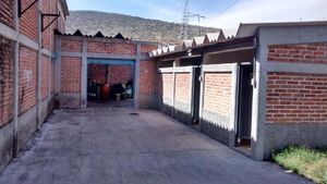 Bodega en Renta en Jardines de San Antonio.