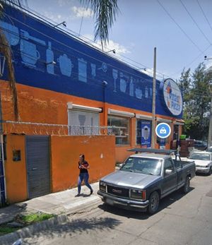 Local Comercial FRENTE AL MERCADO DE ABASTOS en Guadalajara Jalisco OPORTUNIDAD