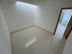 Casa Venta Centrica Lucepolis Coto Club Privada Fraccionamiento Milenio III