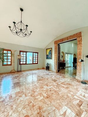 Se renta Residencia Hermosa en la Ceiba amueblada o sin muebles