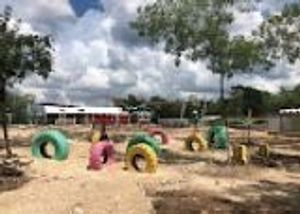 Se vende Granja ubicada en Tixkuncheil,Yucatán.