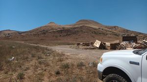 GRAN TERRENO EN COL. VALLE REDONDO