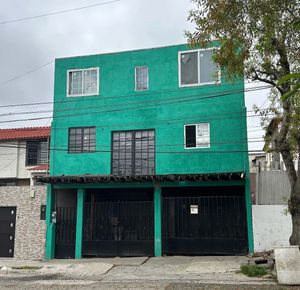 En venta: Casa en Los Altos