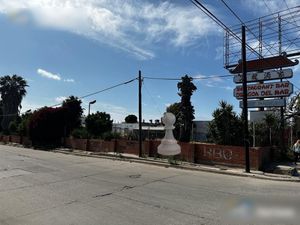 EN VENTA:  TERRENO EN CERCA DE BLVD BENITO JUAREZ