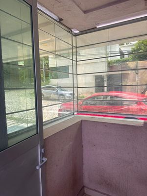 SE RENTA EDIFICIO COMPLETO  CON ESTACIONAMIENTO