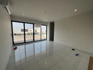 CASA EN VENTA EN MERIDA CON 4 HABITACIONES EN PRIVADA RESIDENCIAL CON AMENIDADES