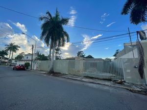 TERRENO EN VENTA  EN MERIDA, ITZIMNÁ CERCA DEL CENTRO