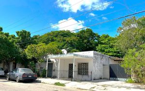 Casa en renta en Paseo de Montejo, Mérida, Yucatán, 97000.