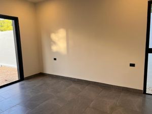 CASA EN VENTA EN MERIDA EN PRIVADA RESIDENCIAL CON AMENIDADES