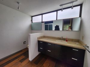 CASA CON USO DE SUELO PARA OFICINA EN VENTA EN SAN ANGEL