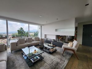 HERMOSO PENT HOUSE EN VENTA EN SAN JERÓNIMO, VISTA ESPECTACULAR!!!