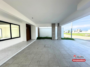 VENTA | CASA CON ROOF GARDEN FRACCIONAMIENTO LOMAS DEL DORADO BOCA DEL RIO