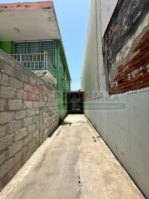 CASA COMERCIAL EN VENTA ALTO FLUJO VEHICULAR PEATONAL ZONA CENTRO DE VERACRUZ