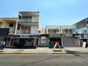 CASA COMERCIAL EN VENTA ALTO FLUJO VEHICULAR PEATONAL ZONA CENTRO DE VERACRUZ