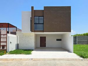 VENTA | CASA MODERNA FRACCIONAMIENTO LOMAS DEL DORADO BOCA DEL RIO