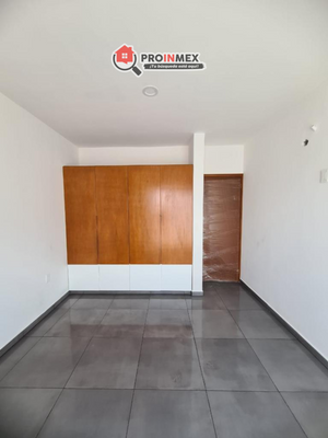 CASA EN VENTA NUEVA DISEÑO MINIMALISTA FRACCIONAMIENTO LOMAS DE LA RIOJA