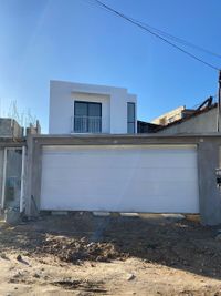 Casa en venta en Camino de las Bugambilias Privada Arcos 8419 23, Jardín de  las Bugambilias, Tijuana, Baja California, 22116.