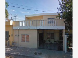 Casa en venta en PARIS 0, El Refugio Sector 1, San Nicolás de los Garza,  Nuevo León, 66482.