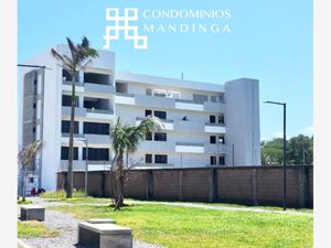 Departamento en Venta en Los Manantiales Residencial Alvarado