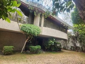 Casa en Venta en Bosques de las Lomas